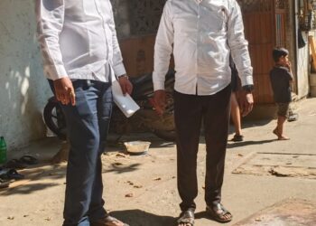 जुईनगर सेक्टर २३ मधील जुई गावातील नाल्यावरील, गटारावरील तुटलेल्या झाकणांच्या जागी नवीन झाकणे बसवा : कॉंग्रेसची मागणी 