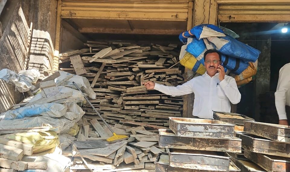 सानपाडावासियांची बेकरीच्या जीवघेण्या धुरापासून मुक्तता