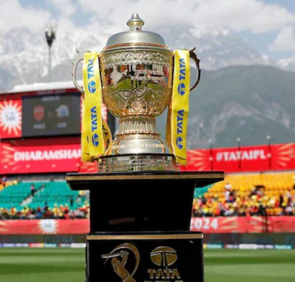 बीसीसीआयकडून आयपीएलचे पहिल्या १६ दिवसांतील २० सामन्यांचे वेळापत्रक जाहीर