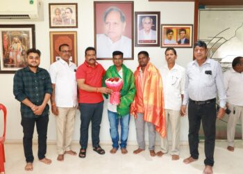 न्हावा ग्रामसुधारणा मंडळाच्या अध्यक्षपदी राजेश घरत बिनविरोध