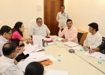 आयटी कंपन्यांमधील कामगार हिताच्या उपाय योजनांकरिता अभ्यास गट गठीत करा : कामगार मंत्री आकाश फुंडकर