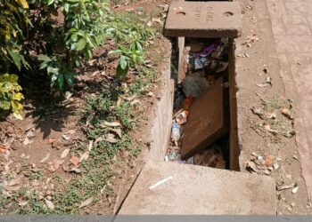 नेरूळ सेक्टर सहामधील तानाजी मालुसरे क्रिडांगणातील गटारावर झाकणे बसविण्याची मागणी