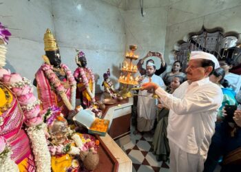 मोदींच्या ऐतिहासिक कार्यकाळाला भक्तीचा सलाम; बोनकोडेत महाआरती