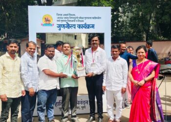 धुक्यात हरवलेल्या घाटघर शाळेची गुणवत्तेच्या आकाशात भरारी!