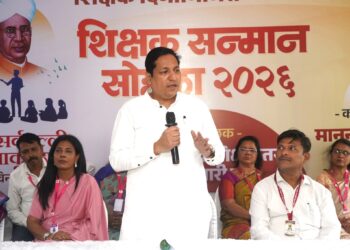 काळानुरूप शिक्षकांनी स्वतःमध्ये बदल घडविला पाहिजे : संदीप नाईक