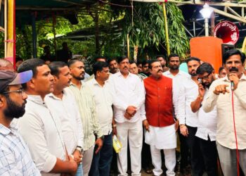 न्हाव्याच्या कामगारांसाठी महेंद्रशेठ घरत मैदानात; अखेर १७ कामगारांना न्याय