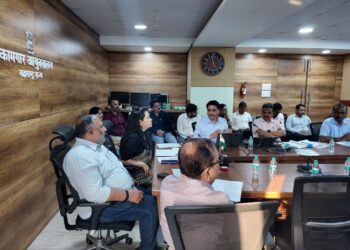 बांधकाम कामगारांची नोंदणी, नूतनीकरण प्रक्रिया गतिमान करून प्रलंबित अर्ज निकाली काढा :    कामगार मंत्री ॲड. आकाश फुंडकर